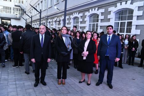 ADNSU-da Dünya Azərbaycanlılarının Həmrəylik Günü və Yeni il bayramı qeyd olunub