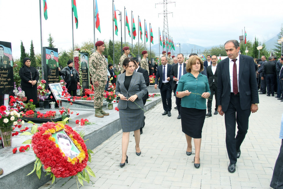 Şəkidə Şəhidlər xiyabanı ziyarət olunub