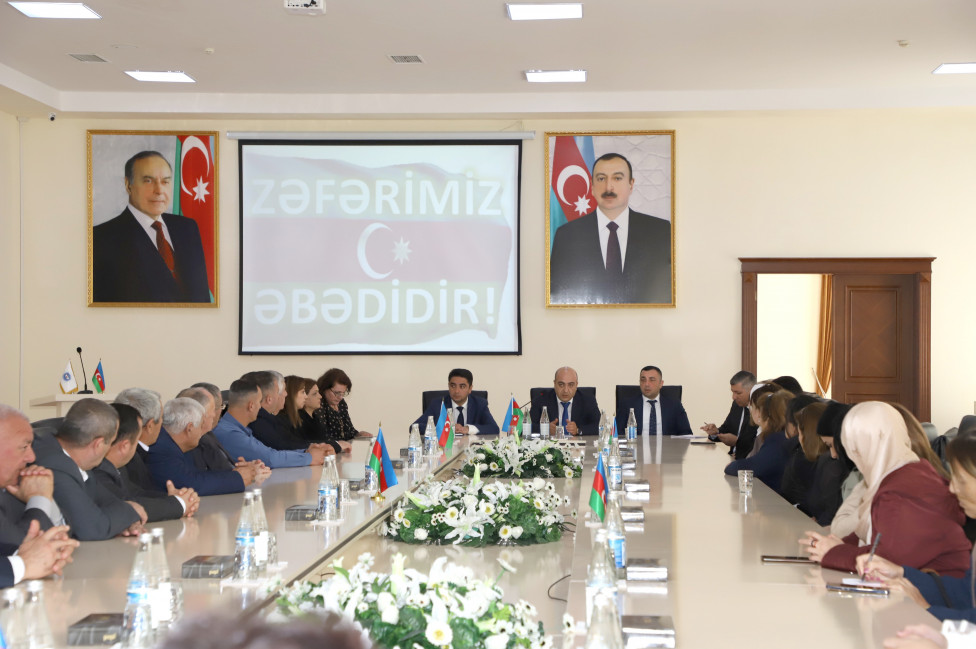 Azərbaycan Təhsil İşçiləri Azad Həmkarlar İttifaqının təşkilatçılığı ilə "Təhsil İstirahət Mərkəzi"ndə Zəfər Gününə həsr olunmuş tədbir keçirilib