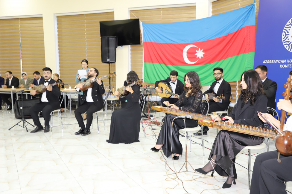 Azərbaycan Təhsil İşçilari Azad Hamkarlar İttifaqının təşəbbüsü ilə "Alimlərin Zəfər düşərgə"si təşkil edilib