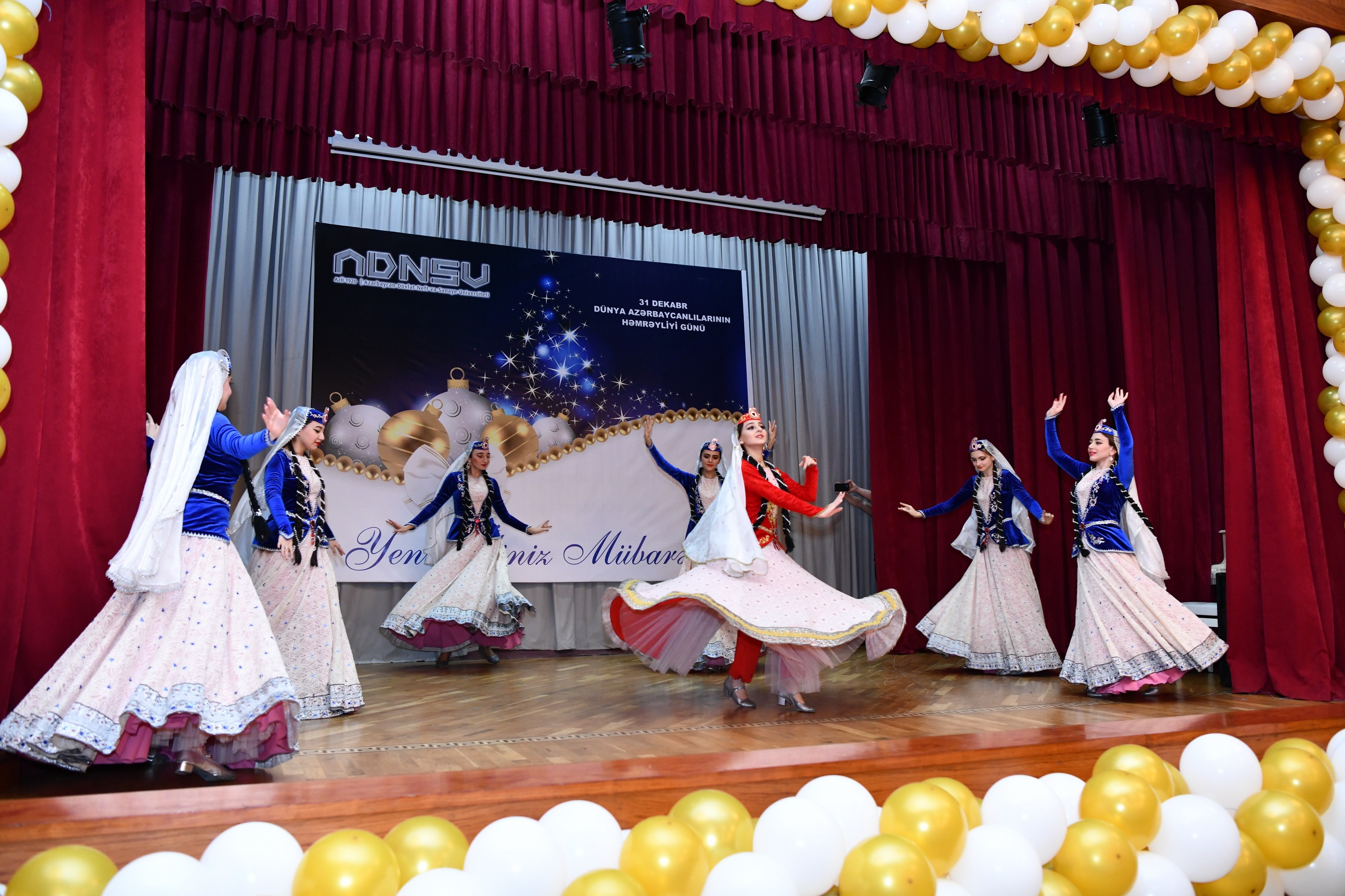 ADNSU-da THİK-in təşkilatçılığı ilə Dünya Azərbaycanlılarının Həmrəylik Günü və Yeni il bayramı qeyd olunub